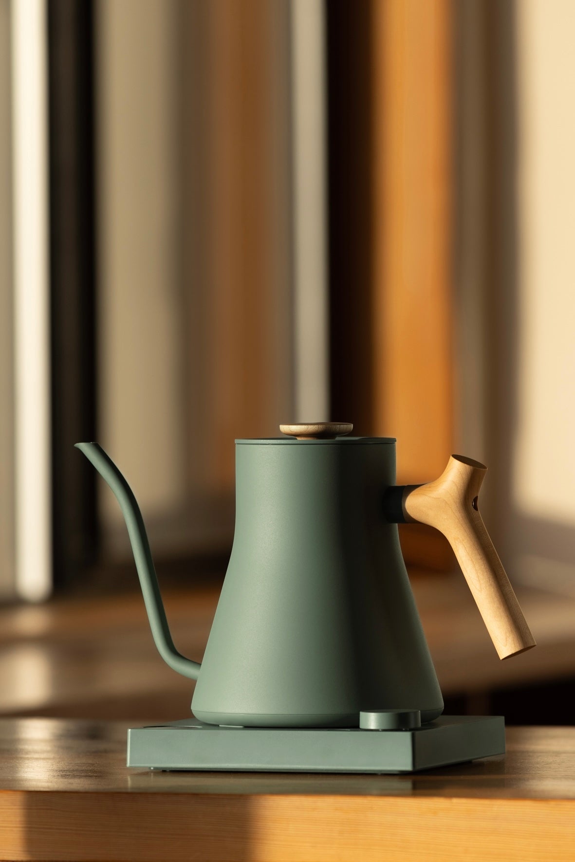 Fellow Stagg EKG Kettle (Smoke Green / Walnut)
